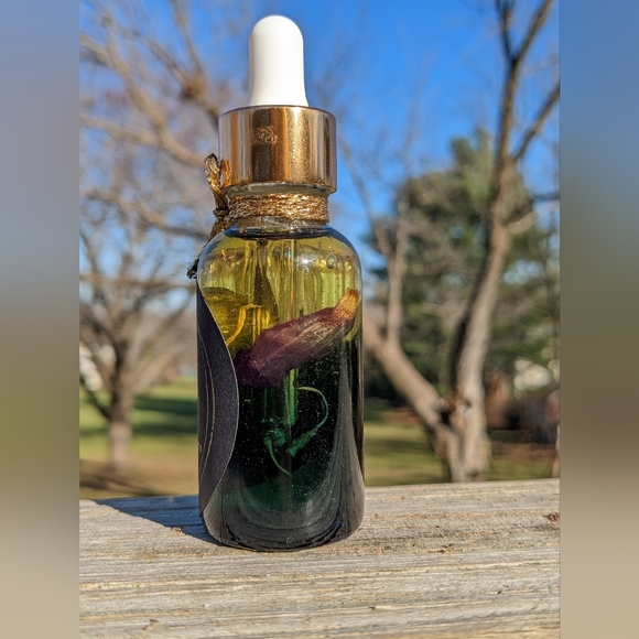 Blue Lotus Extract, Charged by Full and New Moons (If you know, you know ✨) - Picture 2 of 5